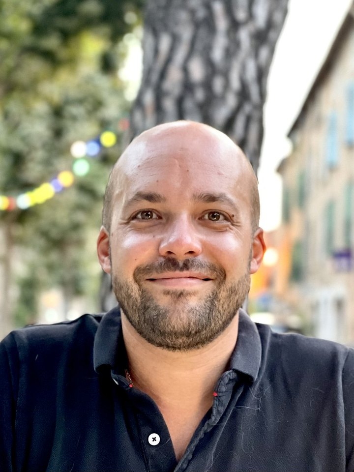 Xavier A., magnétiseur à Valbonne